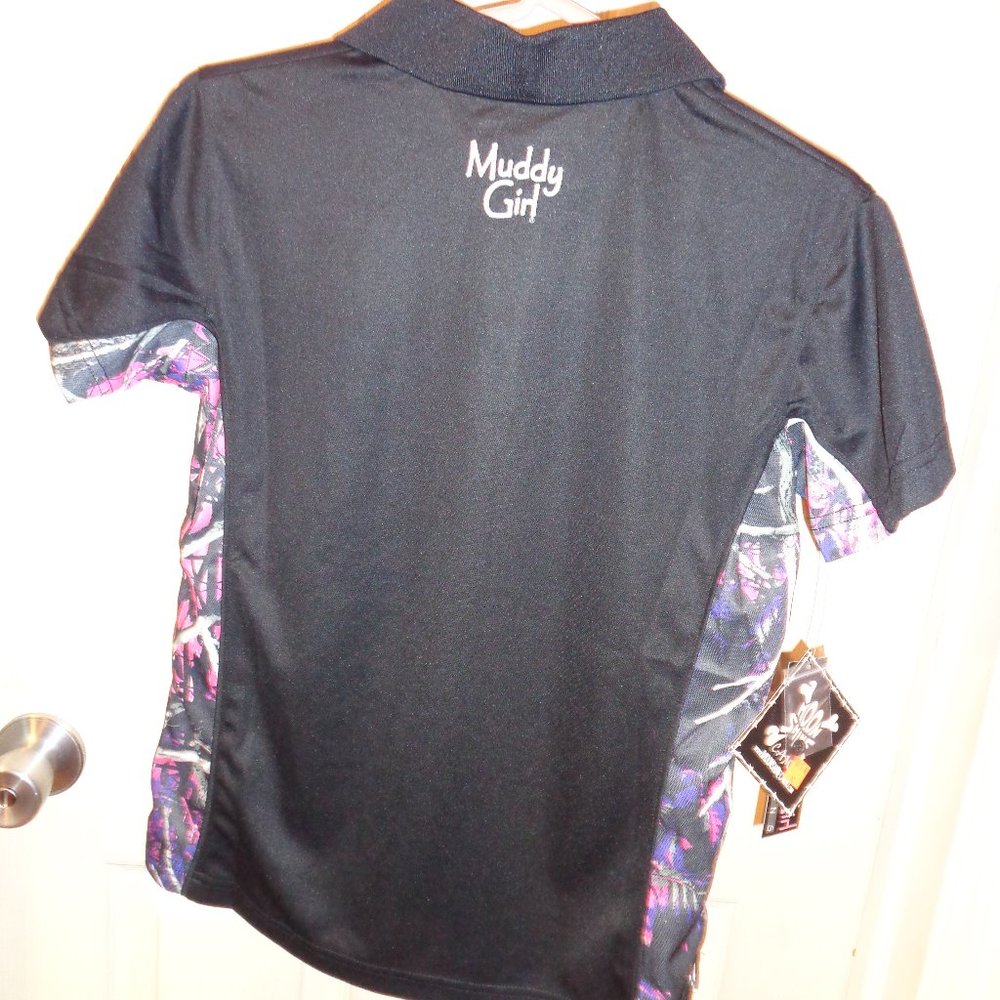 women's size small black polo shirt with pink camo on sides "Muddy Girl" nwt - Picture 3 of 3